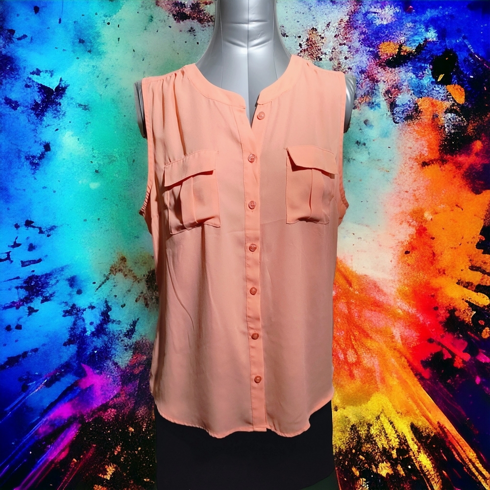 SOHO | ✨ 🍑 Button Down Sleeveless Blouse | EUC ✨ size L